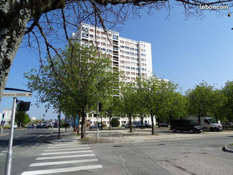 Apartment T2 A 15 Mn Du Futuroscope *
